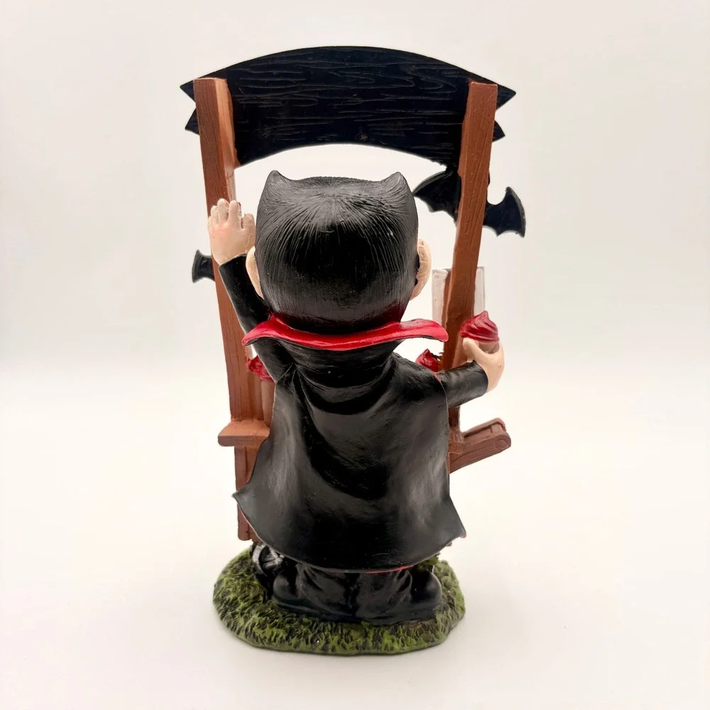 Halloween Vampire Blood Smoothies Stand Figurine Dracula Decor Fangs